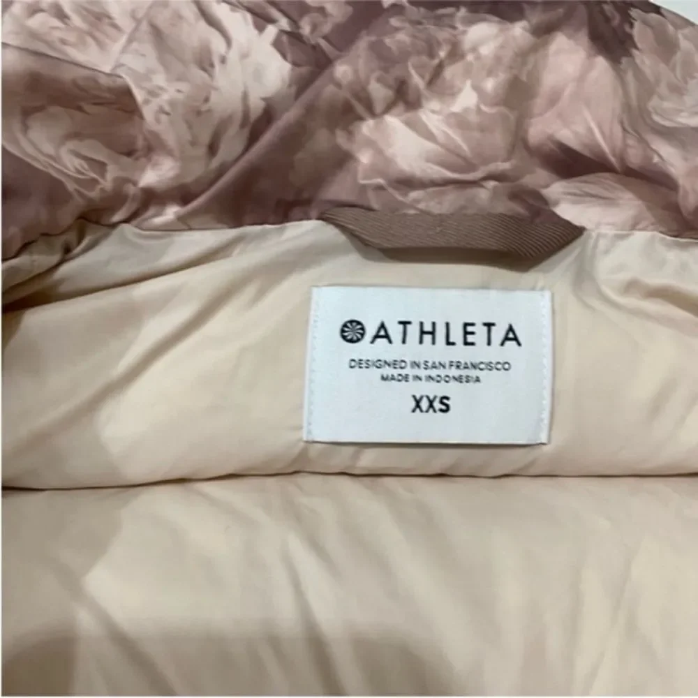 Athleta Downtown Printed Jacket in Antoinette Floral Pink Down Coat